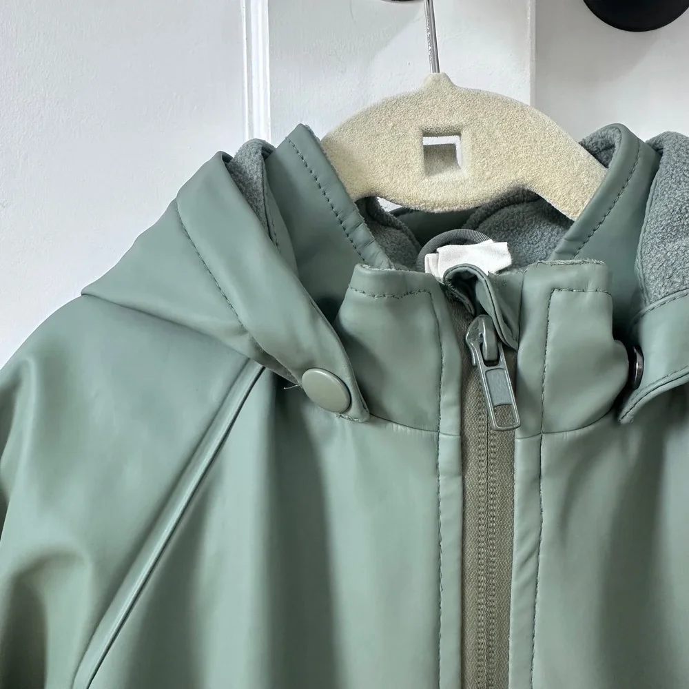 HM Kids Sage Green Fleece Lined Rain Jacket Detachable Hood Size 2-3Y